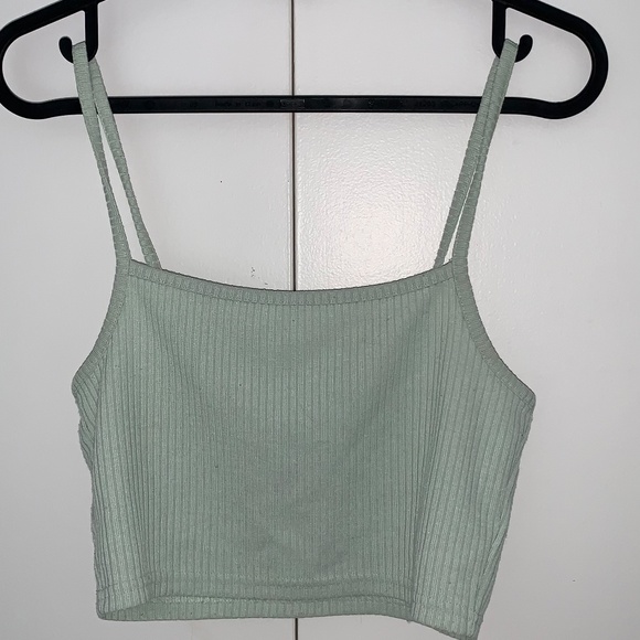 Cute long sleeve tie top and tank top set - Picture 4 of 4